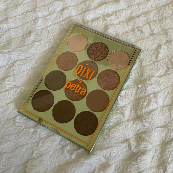 Pixi by Petra Natural Beauty Eyeshadow Palette - Picture 3 of 3